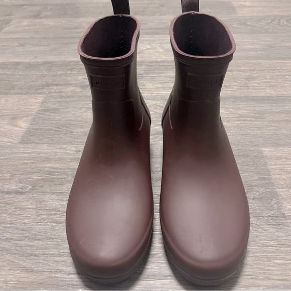 HUNTER Original Refined Low Heel Ankle Matte Rainboot in Oxblood, size 7US - Picture 12 of 16